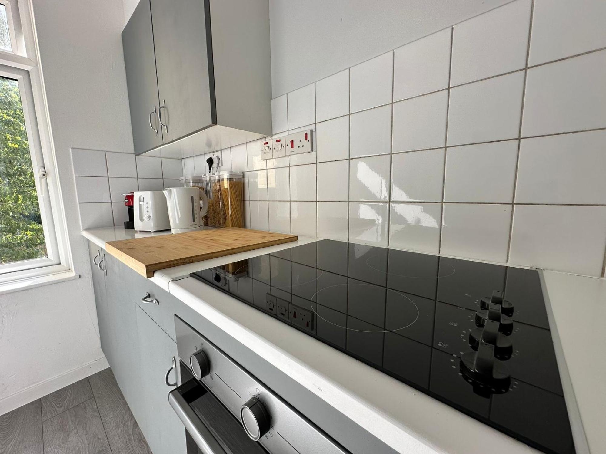 Cosy 2 Bedroom Flat In Manor House Londyn Zewnętrze zdjęcie